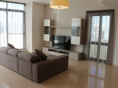 3 bed Penthouse For Rent in St Julian's, St Julian's - thumb 3