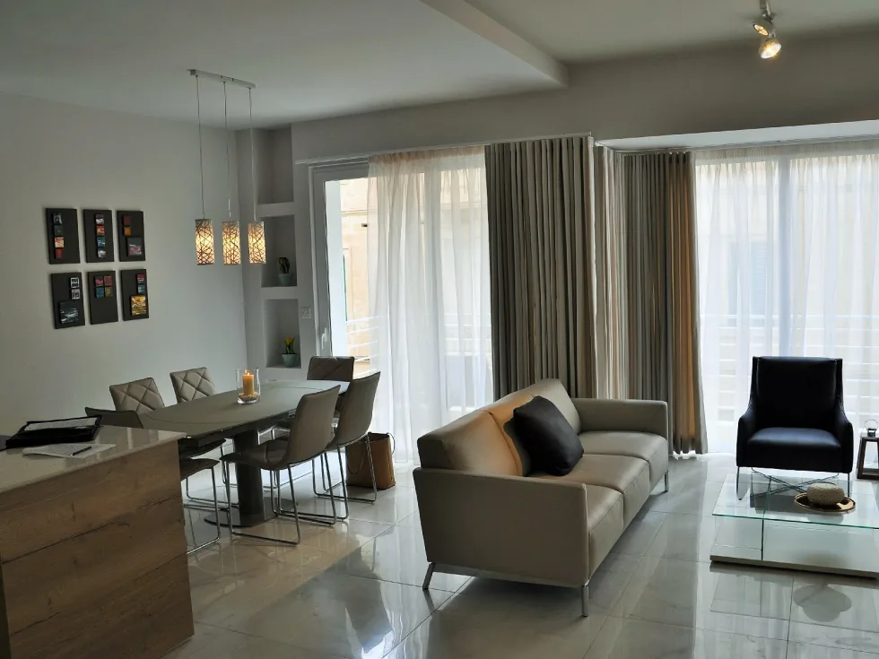 2 bed Apartment For Rent in Sliema, Sliema - thumb 1