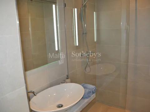2 bed Apartment For Rent in Sliema, Sliema - thumb 8