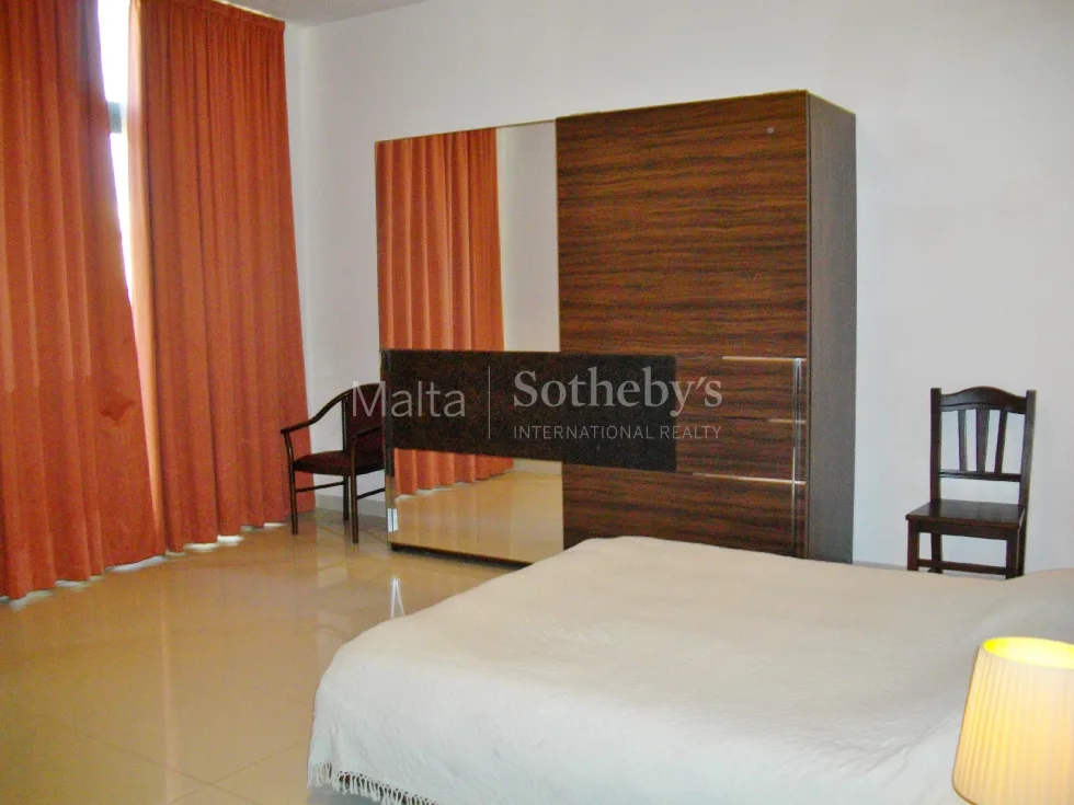 3 bed Penthouse For Rent in St Julian's, St Julian's - thumb 10