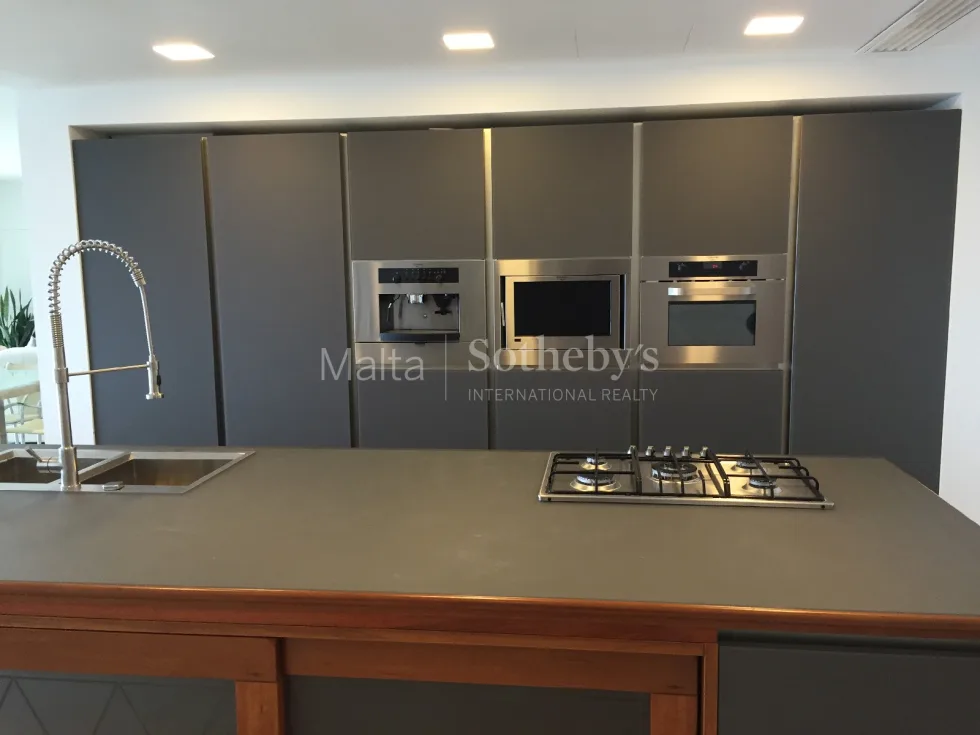 2 bed Apartment For Rent in Sliema, Sliema - thumb 3