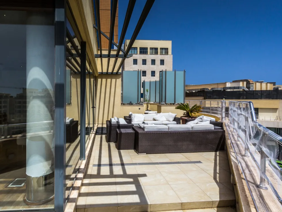 3 bed Penthouse For Rent in St Julian's, St Julian's - thumb 18