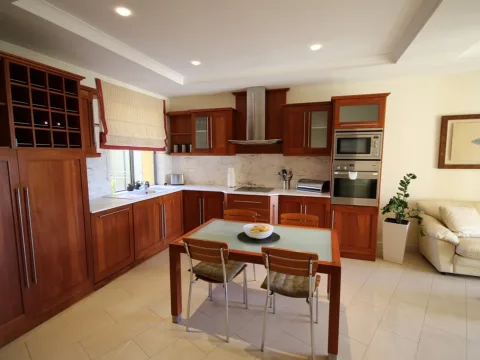 3 bed Apartment For Rent in St Julian's, St Julian's - thumb 5