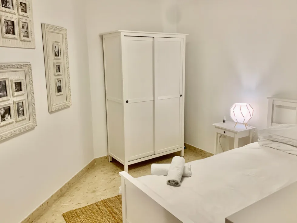 3 bed Apartment For Rent in Sliema, Sliema - thumb 4