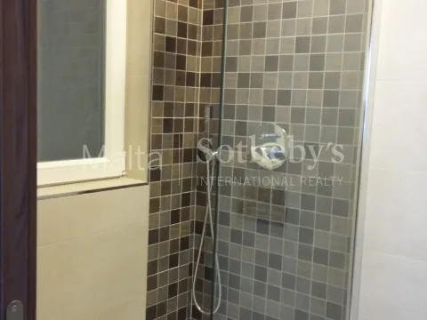 3 bed Apartment For Rent in St Julian's, St Julian's - thumb 5