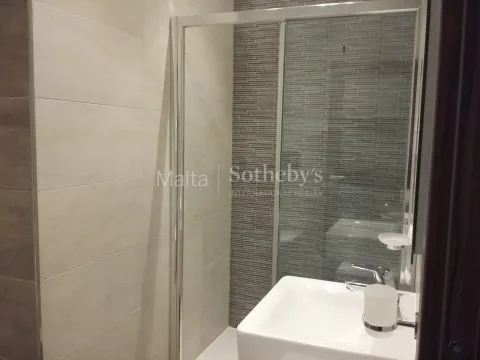 3 bed Apartment For Rent in St Julian's, St Julian's - thumb 7