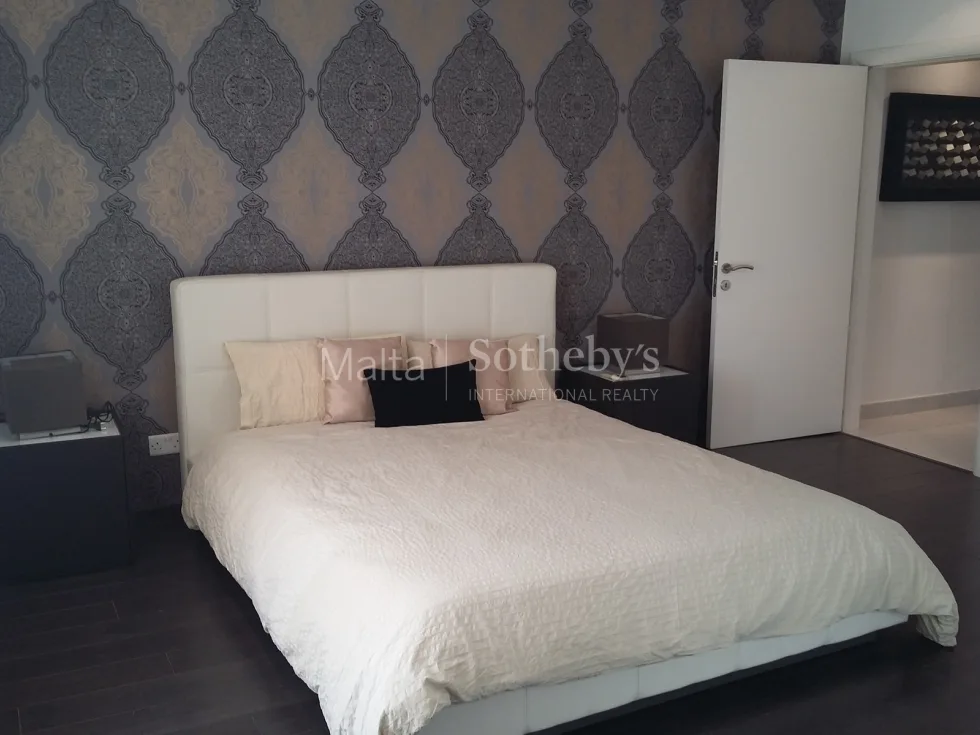 4 bed Penthouse For Rent in Sliema, Sliema - thumb 11