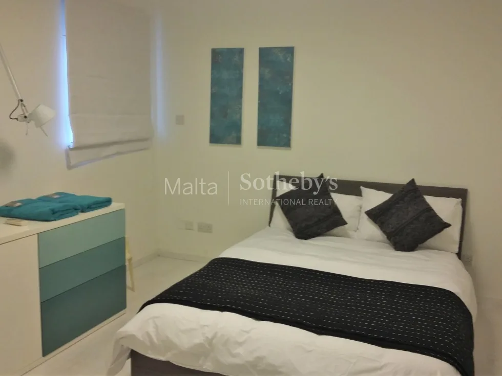 4 bed Penthouse For Rent in Sliema, Sliema - thumb 12