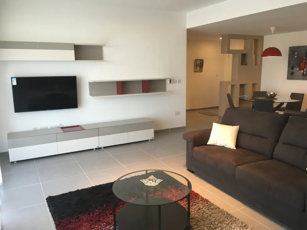 3 bed Apartment For Rent in Bahar ic-Caghaq, Bahar ic-Caghaq - thumb 1