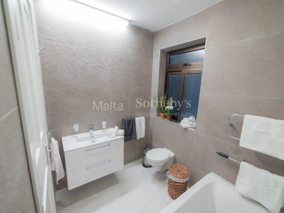 3 bed Apartment For Rent in Sliema, Sliema - thumb 10