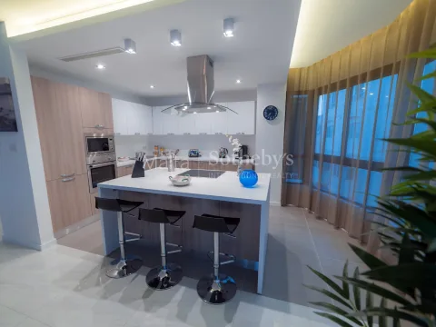 3 bed Apartment For Rent in Sliema, Sliema - thumb 4