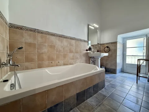 4 bed House of Character For Rent in Mosta, Mosta - thumb 12