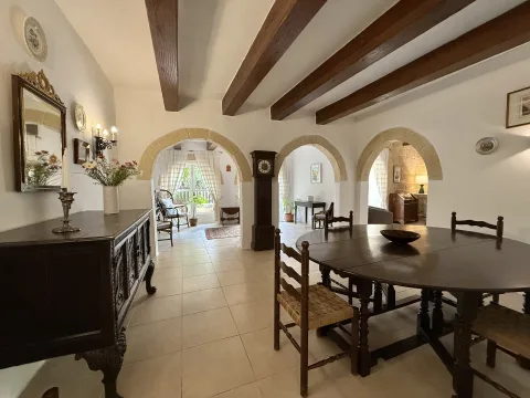 4 bed House of Character For Rent in Mosta, Mosta - thumb 4