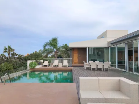 3 bed Villa For Rent in Bahar ic-Caghaq, Bahar ic-Caghaq - thumb 1