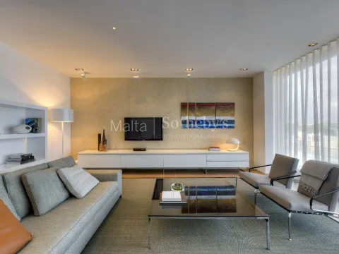 4 bed Villa For Rent in Bahar ic-Caghaq, Bahar ic-Caghaq - thumb 2