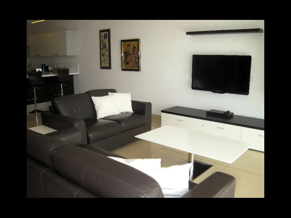 3 bed Apartment For Rent in Sliema, Sliema - thumb 1