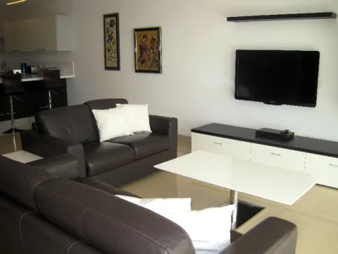 3 bed Apartment For Rent in Sliema, Sliema - thumb 1