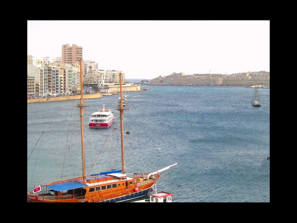 3 bed Apartment For Rent in Sliema, Sliema - thumb 3