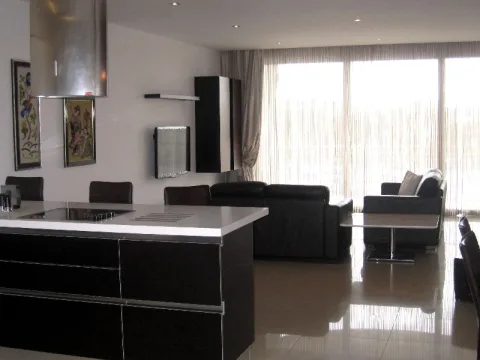 3 bed Apartment For Rent in Sliema, Sliema - thumb 9