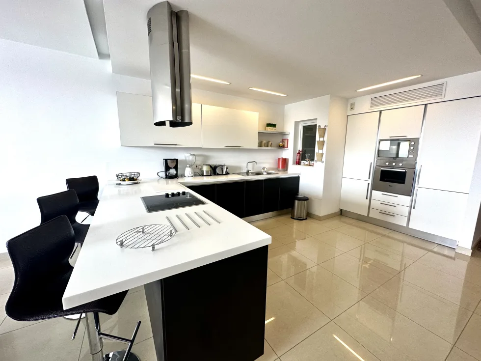 3 bed Apartment For Rent in Sliema, Sliema - thumb 4