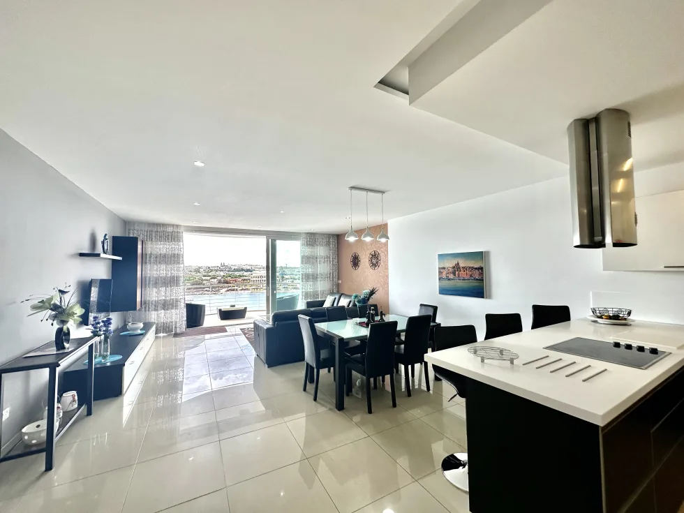 3 bed Apartment For Rent in Sliema, Sliema - thumb 6