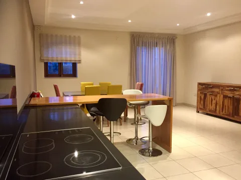 4 bed Apartment For Rent in Sliema, Sliema - thumb 4