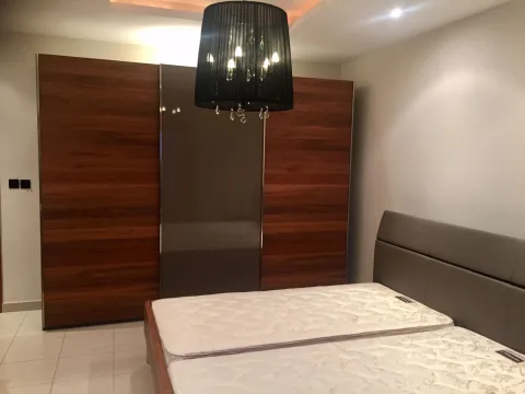 4 bed Apartment For Rent in Sliema, Sliema - thumb 9