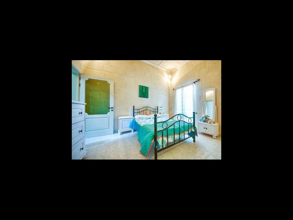 3 bed Town House For Rent in Sliema, Sliema - thumb 4