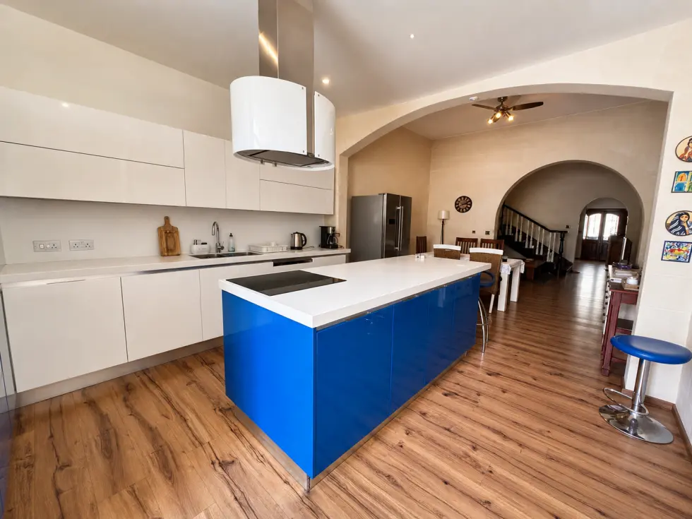 3 bed Town House For Rent in Sliema, Sliema - thumb 8