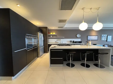 3 bed Apartment For Rent in Sliema, Sliema - thumb 8