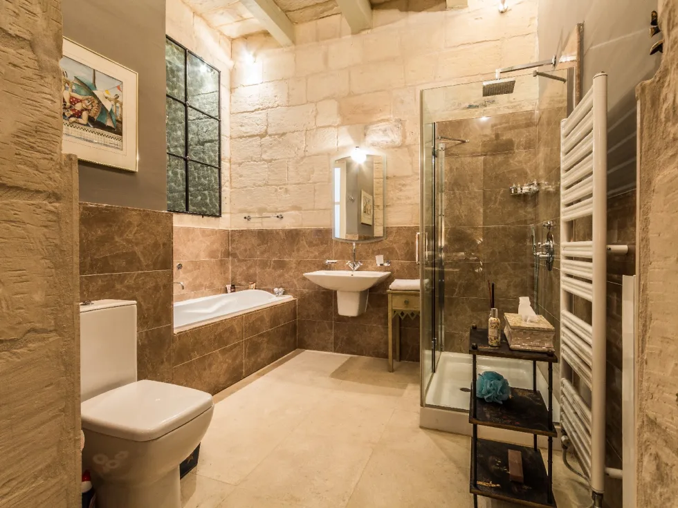 5 bed Town House For Rent in Cospicua, Cospicua - thumb 16