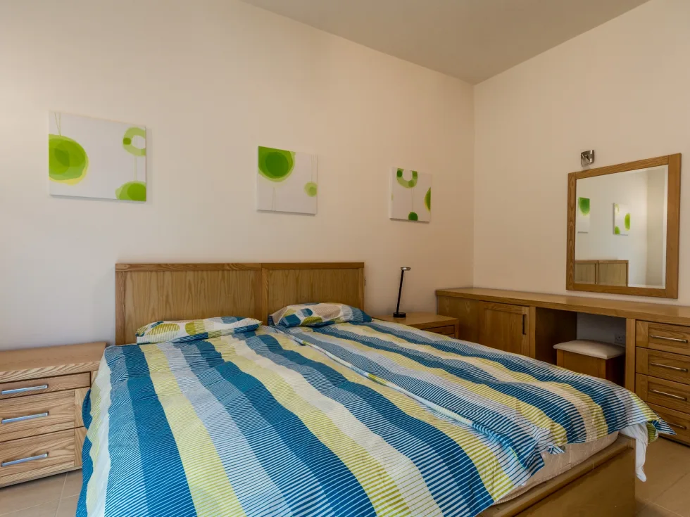 2 bed Apartment For Rent in Sliema, Sliema - thumb 6