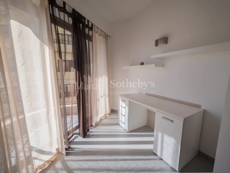 3 bed Apartment For Rent in Sliema, Sliema - thumb 12