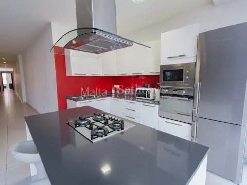 3 bed Apartment For Rent in Sliema, Sliema - thumb 2