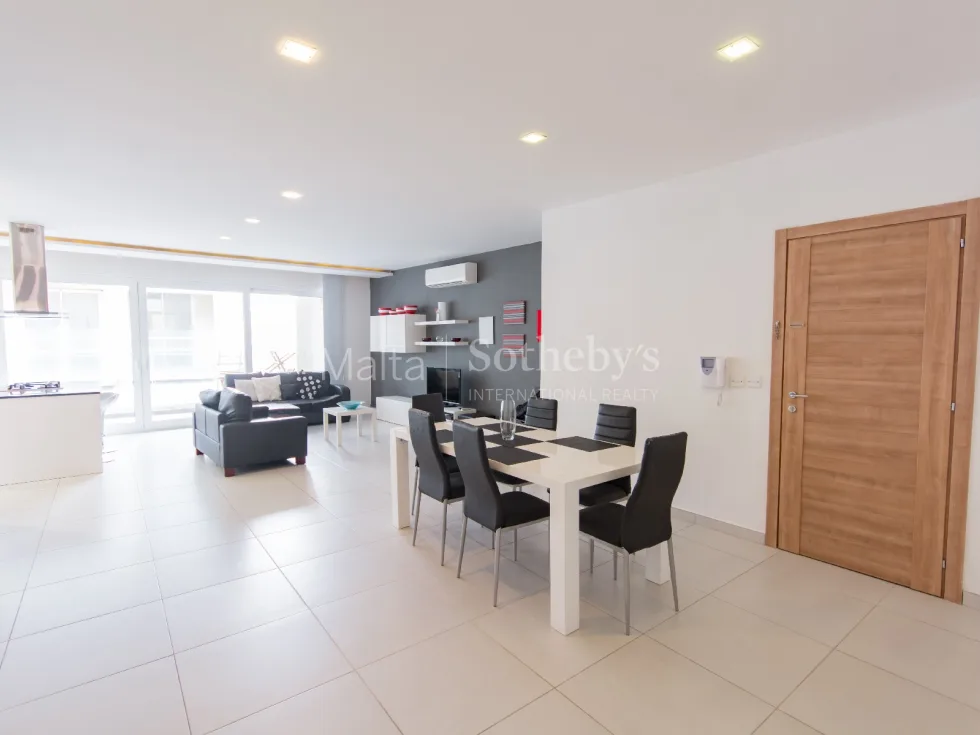 3 bed Apartment For Rent in Sliema, Sliema - thumb 3
