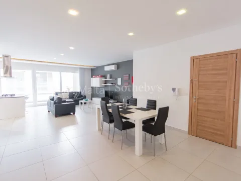 3 bed Apartment For Rent in Sliema, Sliema - thumb 3