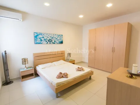 3 bed Apartment For Rent in Sliema, Sliema - thumb 8