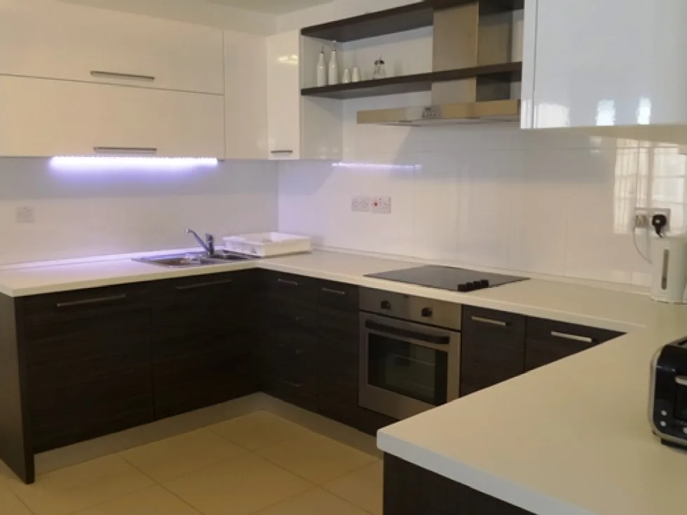 3 bed Apartment For Rent in Sliema, Sliema - thumb 7