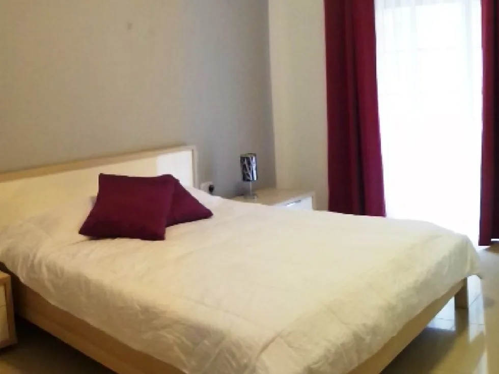 3 bed Apartment For Rent in Sliema, Sliema - thumb 9