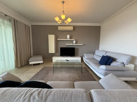 3 bed Apartment For Rent in Sliema, Sliema - thumb 7
