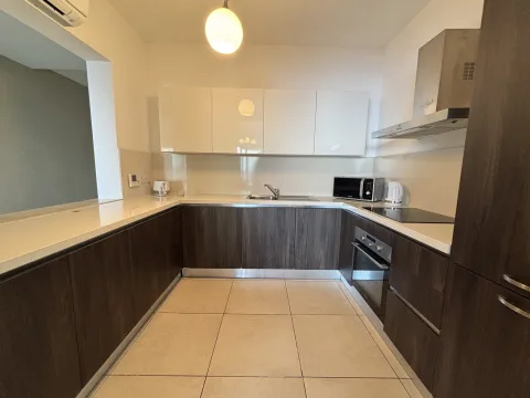 3 bed Apartment For Rent in Sliema, Sliema - thumb 8