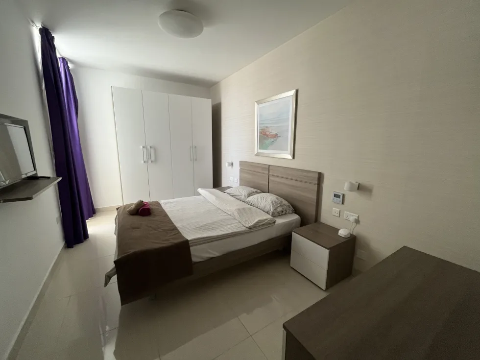 2 bed Penthouse For Rent in Sliema, Sliema - thumb 10