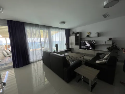 2 bed Penthouse For Rent in Sliema, Sliema - thumb 3