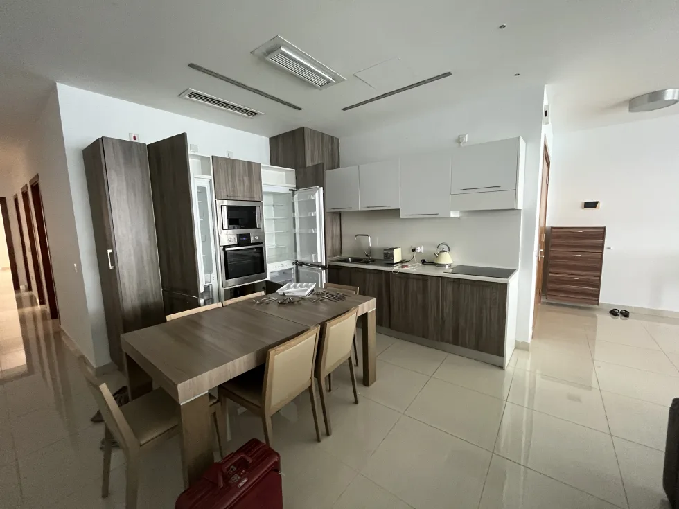 2 bed Penthouse For Rent in Sliema, Sliema - thumb 5