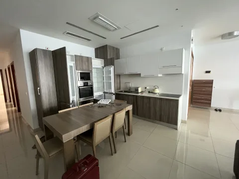 2 bed Penthouse For Rent in Sliema, Sliema - thumb 5