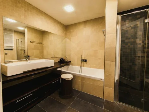 3 bed Apartment For Rent in Sliema, Sliema - thumb 6