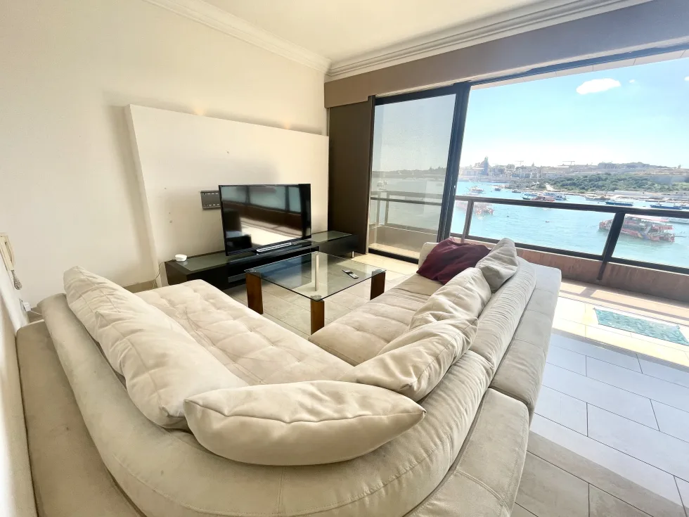 3 bed Apartment For Rent in Sliema, Sliema - thumb 1