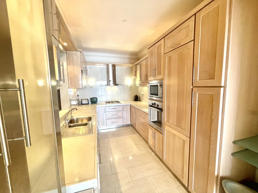 3 bed Apartment For Rent in Sliema, Sliema - thumb 4