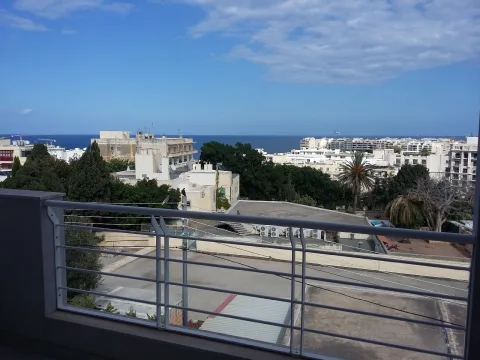 3 bed Apartment For Rent in St Julian's, St Julian's - thumb 1