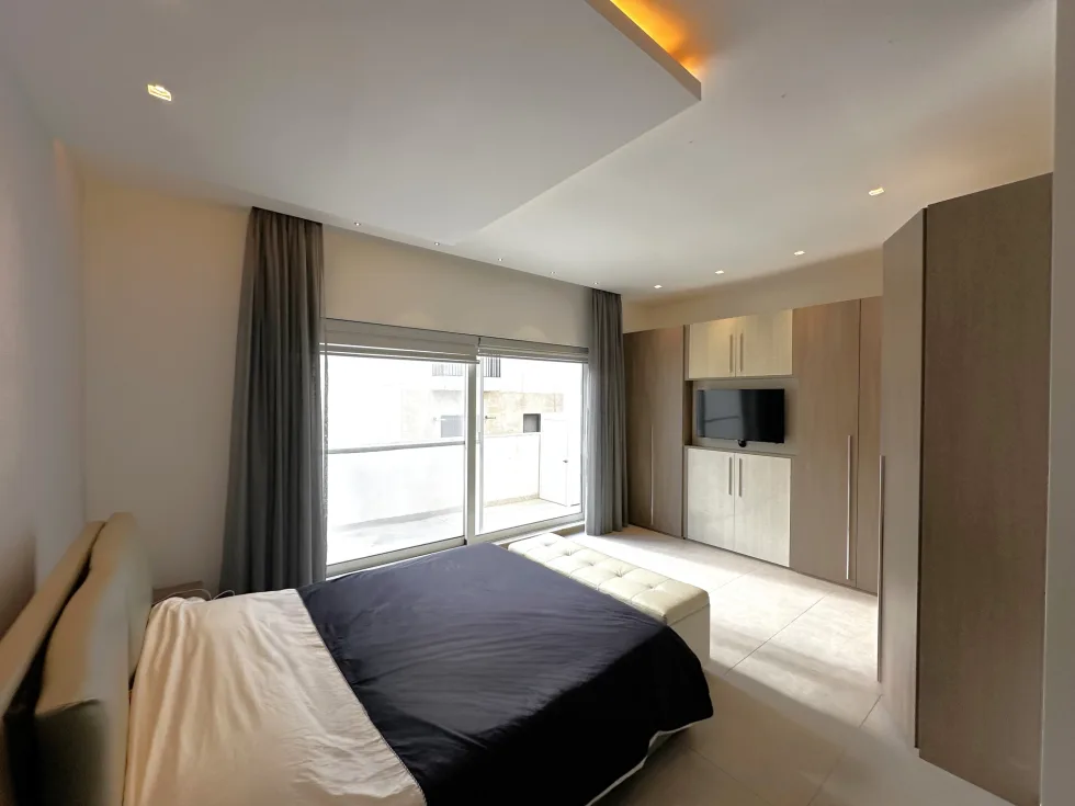 2 bed Apartment For Rent in Sliema, Sliema - thumb 5